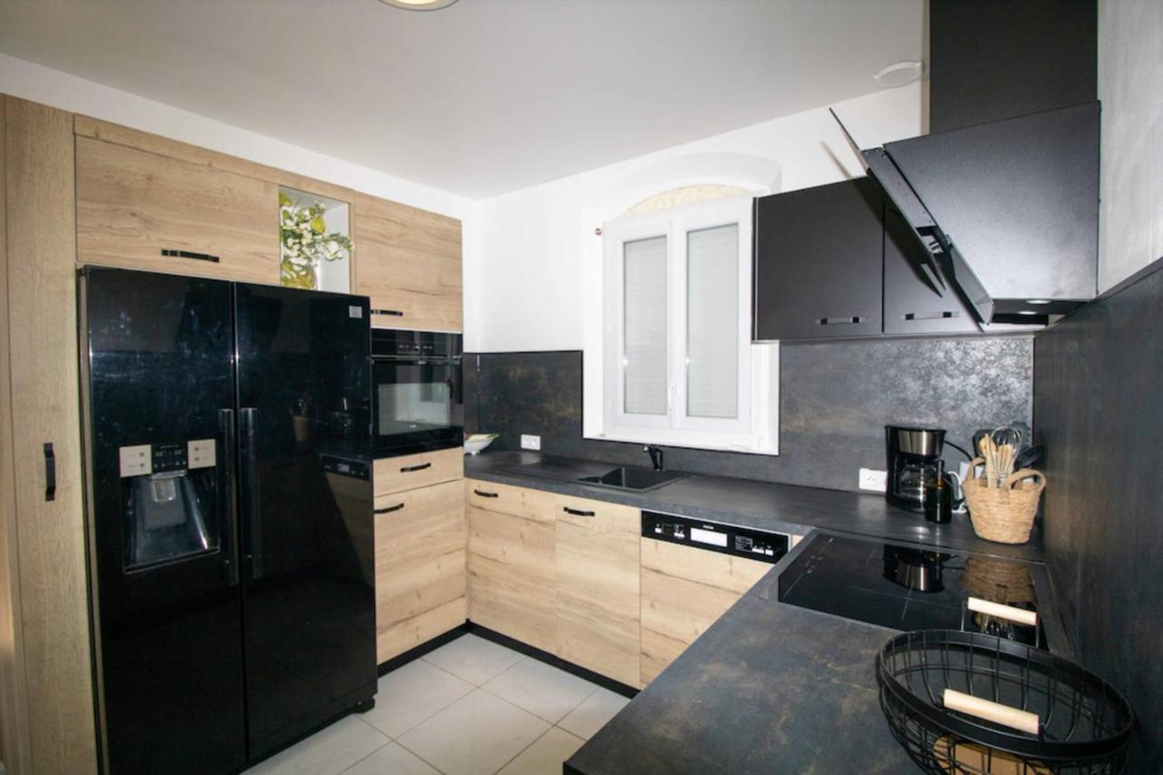 Quiet With Garden And Terrace In
