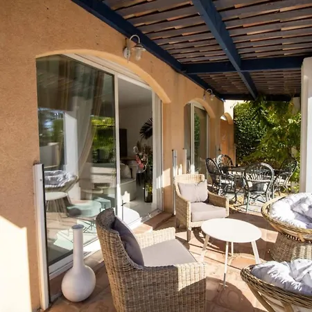 Quiet Villa With Garden And Terrace In Frejus Exterior photo