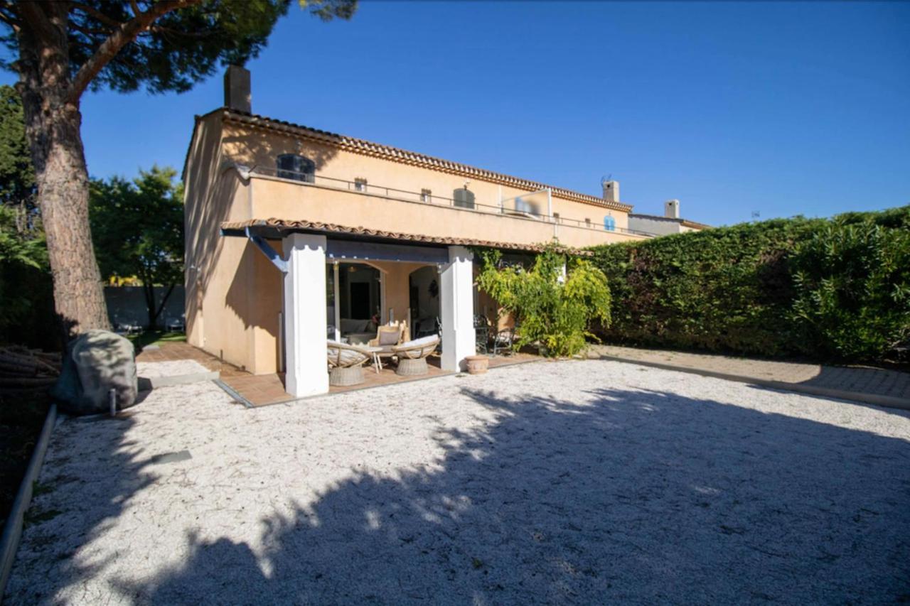 Hébergement de vacances Quiet With Garden And Terrace In Fréjus